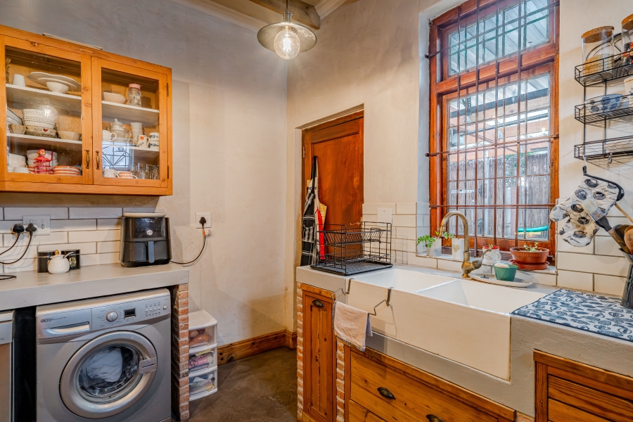 2 Bedroom Property for Sale in Observatory Western Cape